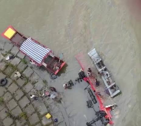 ம.பி.யில் பேருந்து கவிழ்ந்து விபத்து- 15 பேர் பலி..