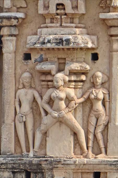 காமத்தை பற்றி இந்துமதத்தில்.. - Dhinasari Tamil