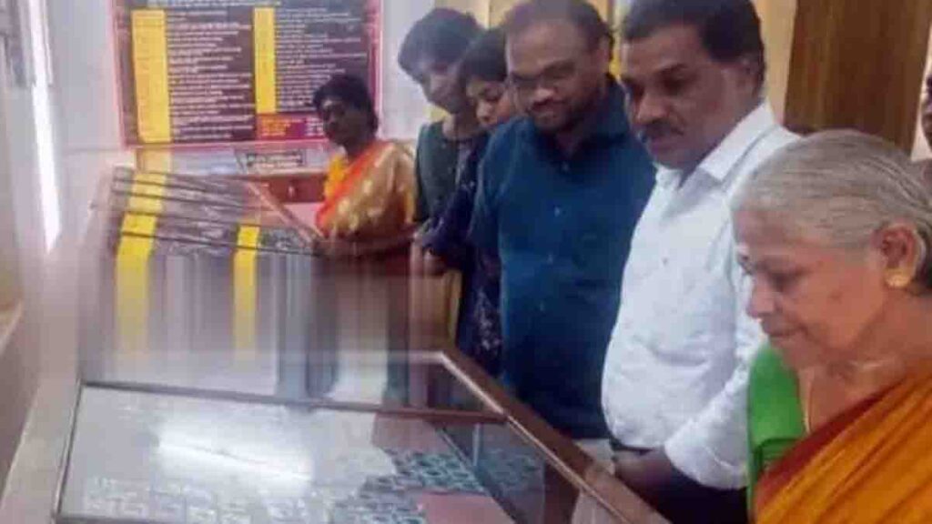 பழனி அரசு அருங்காட்சியகத்தில் பழங்கால நாணய கண்காட்சி! - Dhinasari Tamil