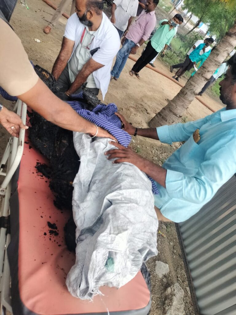 சிவகாசி பட்டாசு ஆலையில் வெடி விபத்து10 பேர் உடல் சிதறி பலி.. - Dhinasari Tamil