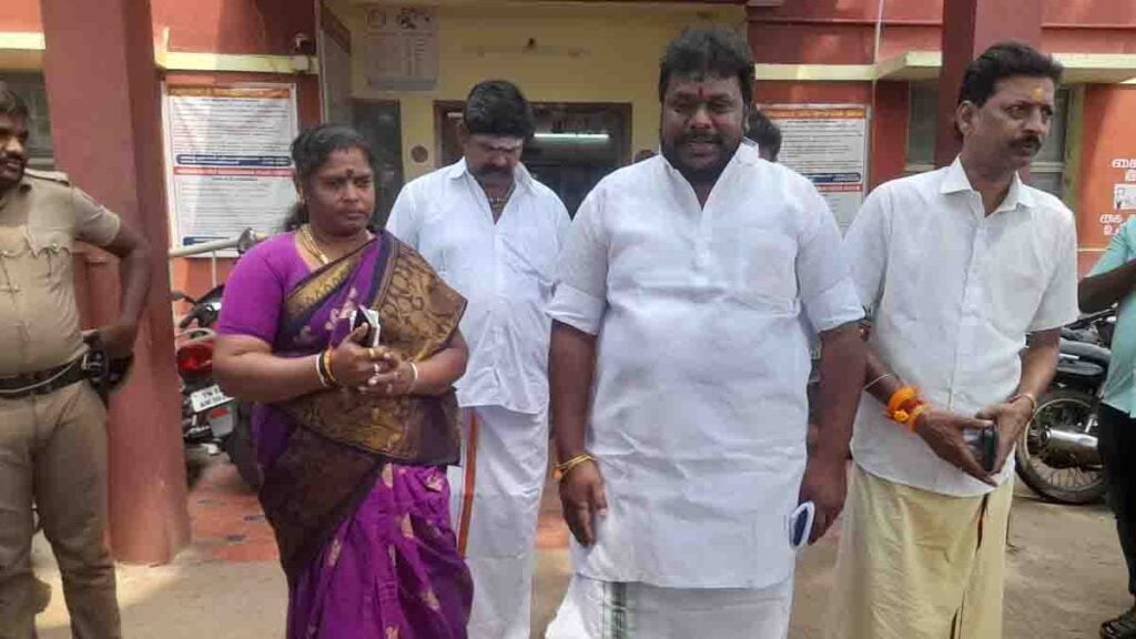 அர்ஜுன் சம்பத்துக்கு சம்மன்; இதான் திராவிட மாடல் ஆட்சியா? கேள்வி - Dhinasari Tamil