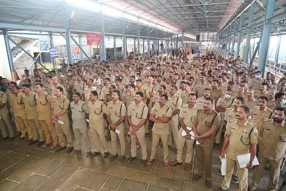 சபரிமலையில்  2வது பிரிவு போலீசார் இன்றுமுதல் பாதுகாப்பு பணியில்..