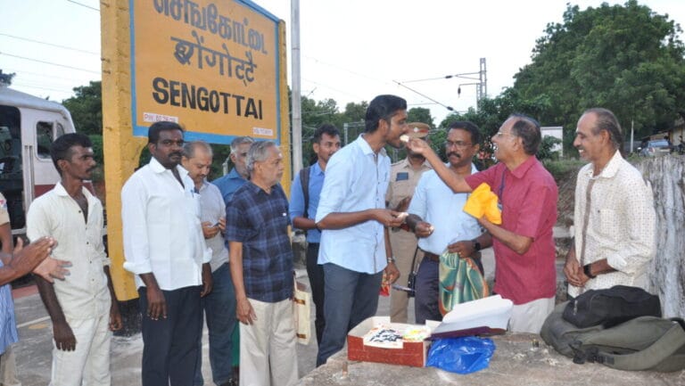 செங்கோட்டையில் பொதிகை எக்ஸ்பிரஸ் ரயிலுக்கு 21வது பிறந்தநாள்!