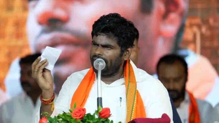 தவறைத் தவிர வேறெதுவும் செய்யாத அமைச்சரவையின் முதல்வர்!