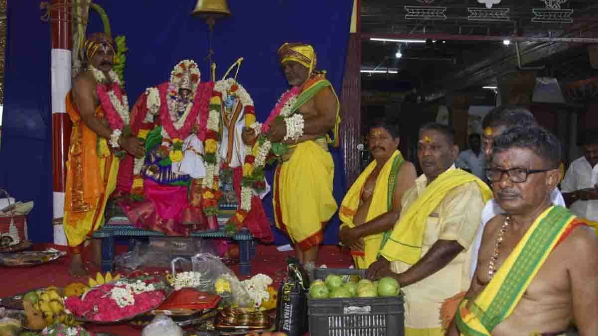 chozhavanthan draupadi amman temple kalyana utsavam - 2026