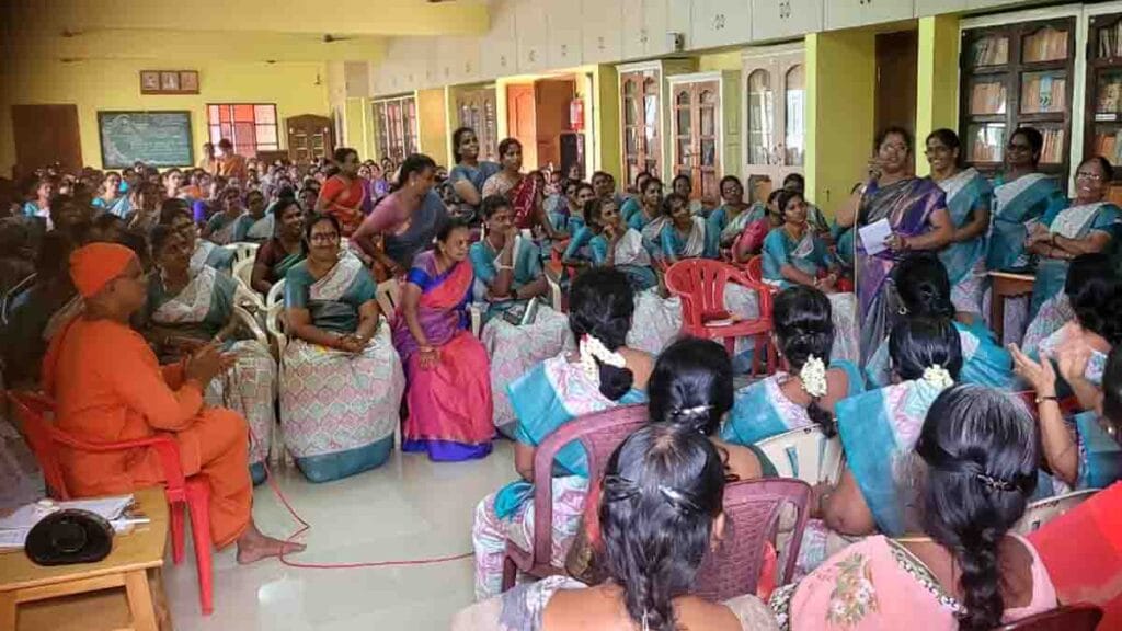 swamy vimurthananda in madurai thapovanam ladies schools - 2026