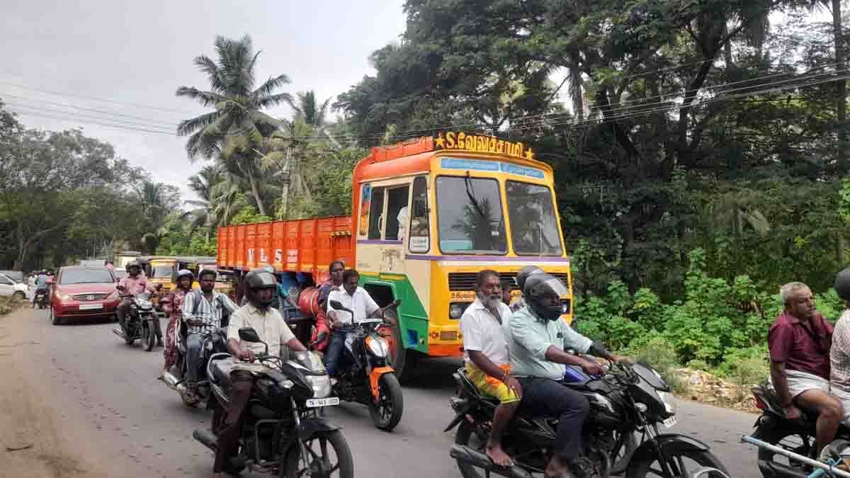 thiruvedagam traffic jam in adi amavasai - 2026
