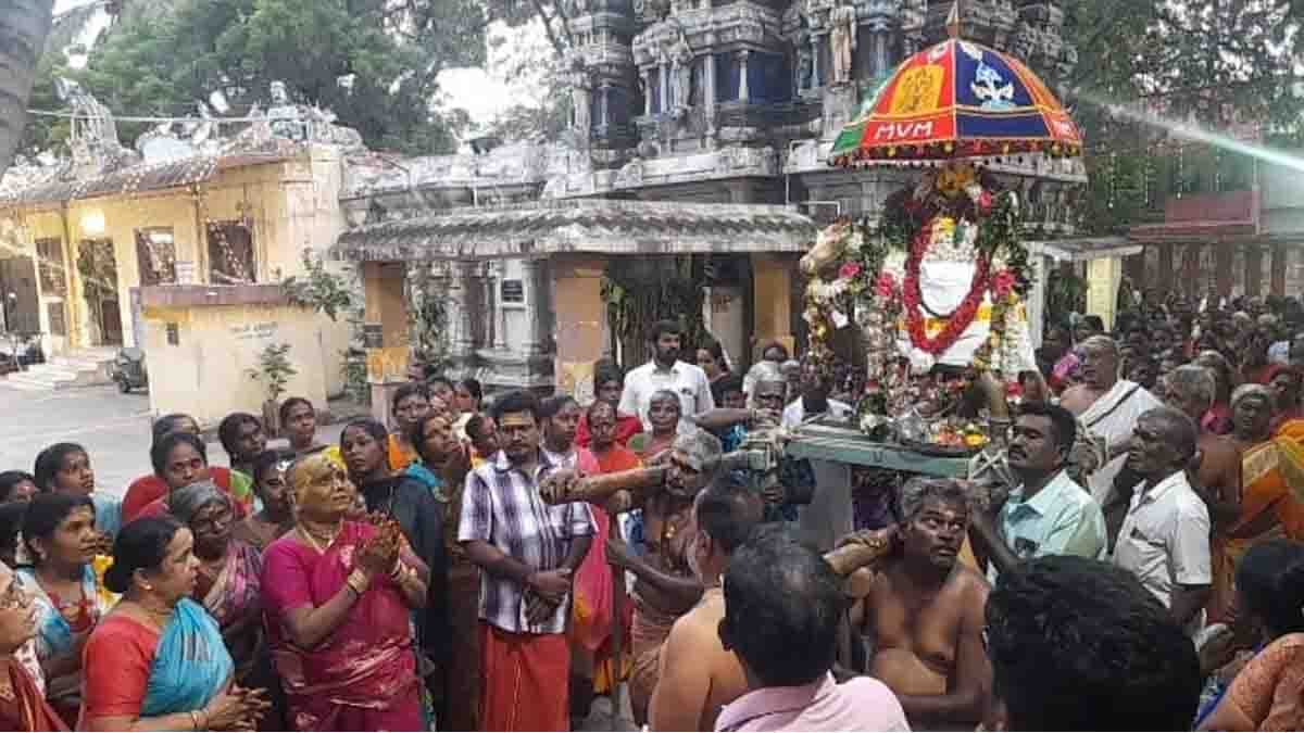 chozhavanthan pralayanada sivan temple sani pradosham - 2026