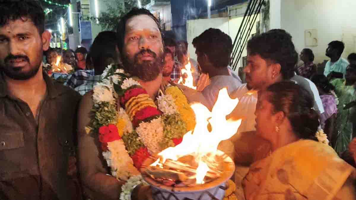 soundaraja in madurai amman temple theechatti - 2026