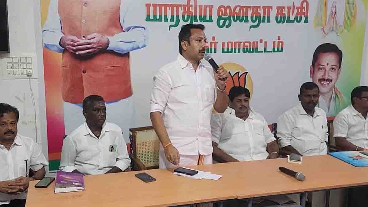 நீதிபதியுடன் அரசியல் செய்து, திமுக., தங்கள் தலையில் மண்ணை அள்ளிப் போட்டுக் கொண்டுள்ளது!