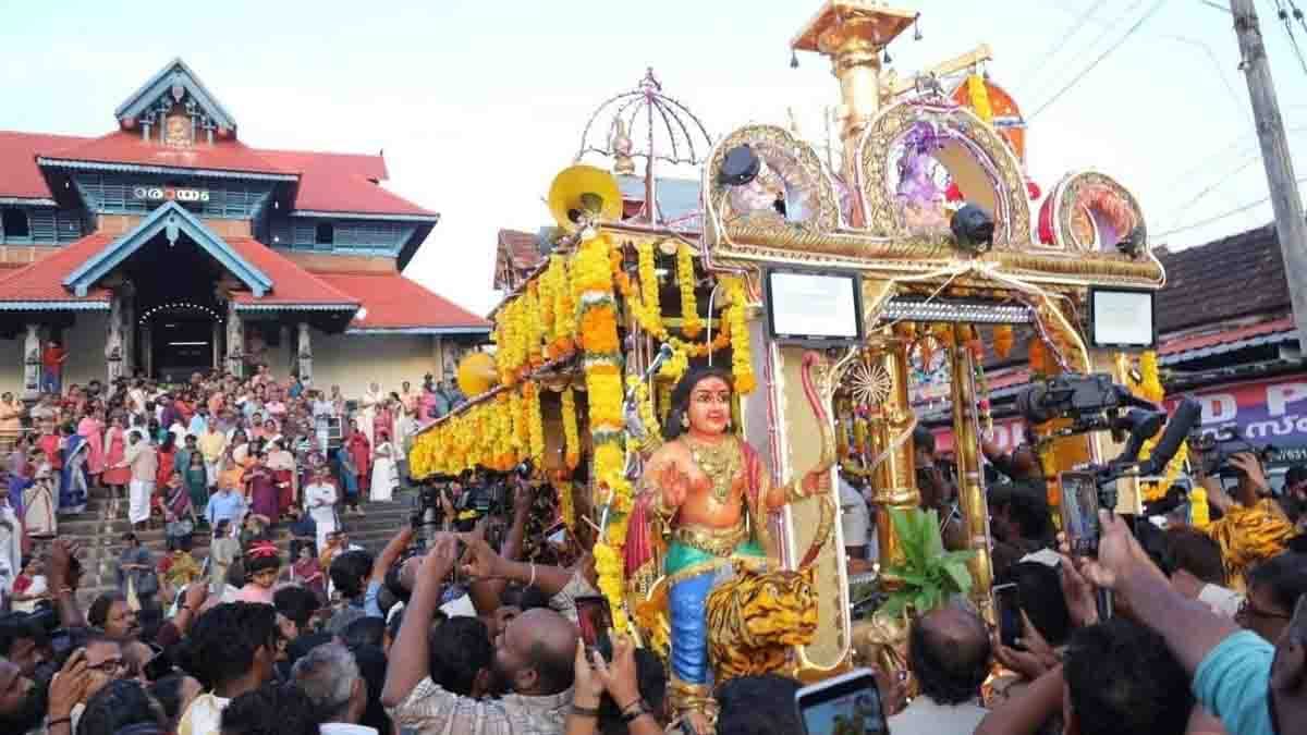 sabarimala aiyappan temple gold angi procession - 2026