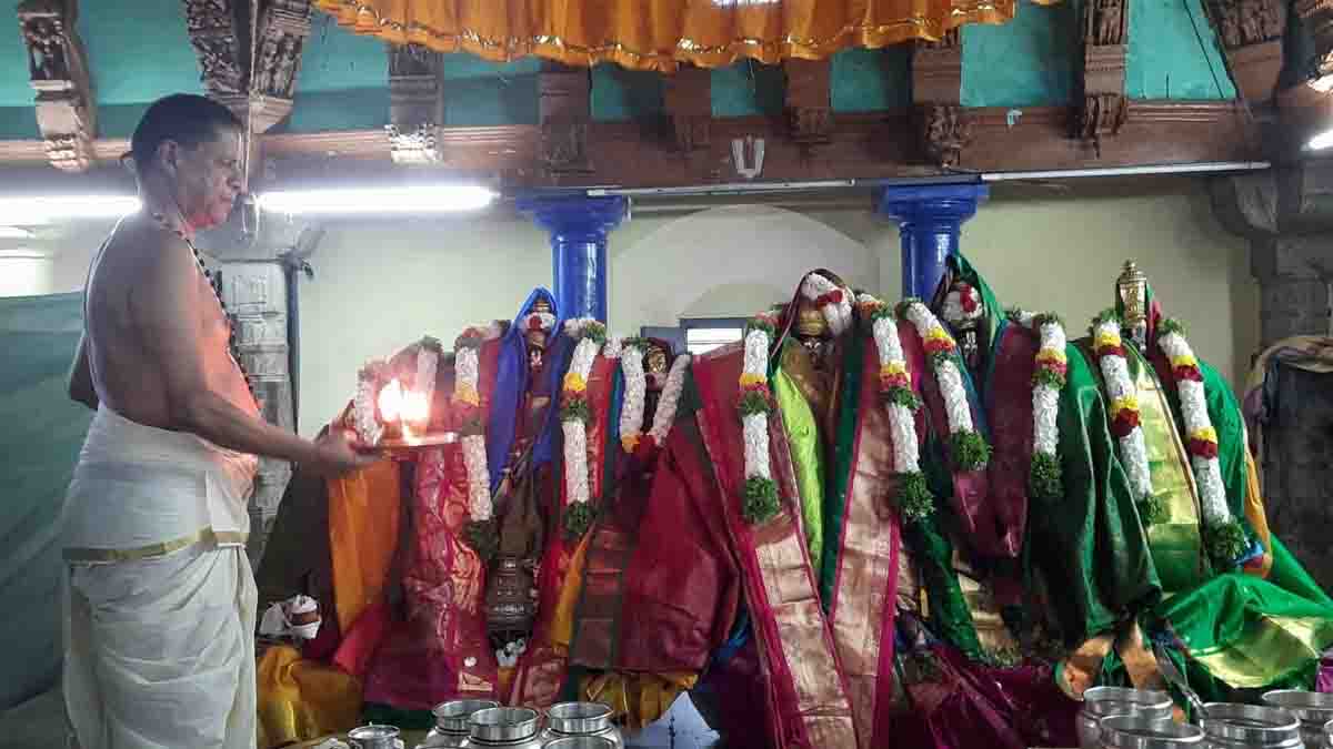 108 போர்வைகள் சாற்றப்பட, ஆண்டாள் கோயிலில் கைசிக ஏகாதசி! andal temple kaisika ekadasi